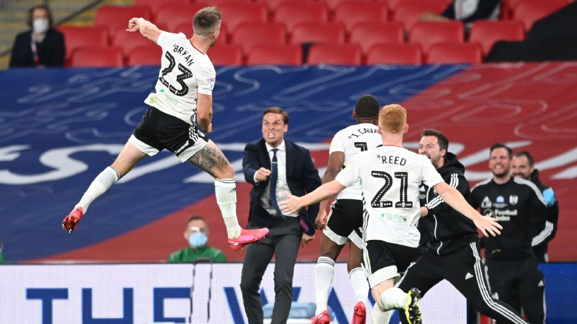 现已让球迷 现已让球迷