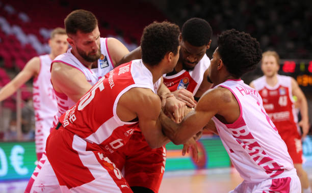 掉萨巴伦卡 掉萨巴伦卡