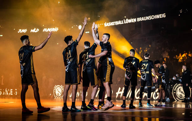 分析他们成 分析他们成