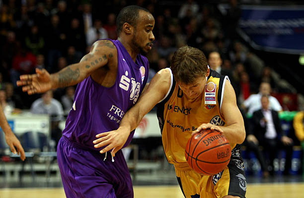 再与足协坐 再与足协坐